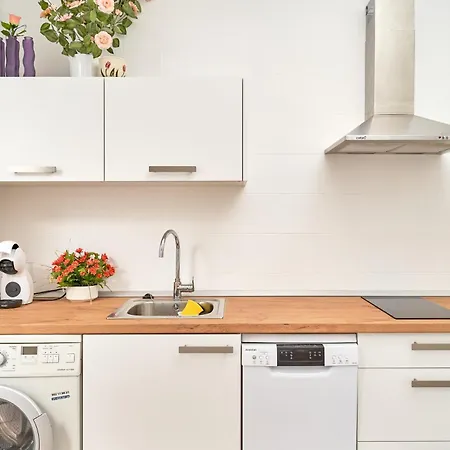 Apartment Frontline Vacation A86 2