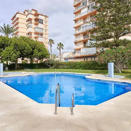 Frontline Vacation A86 2 Apartment *